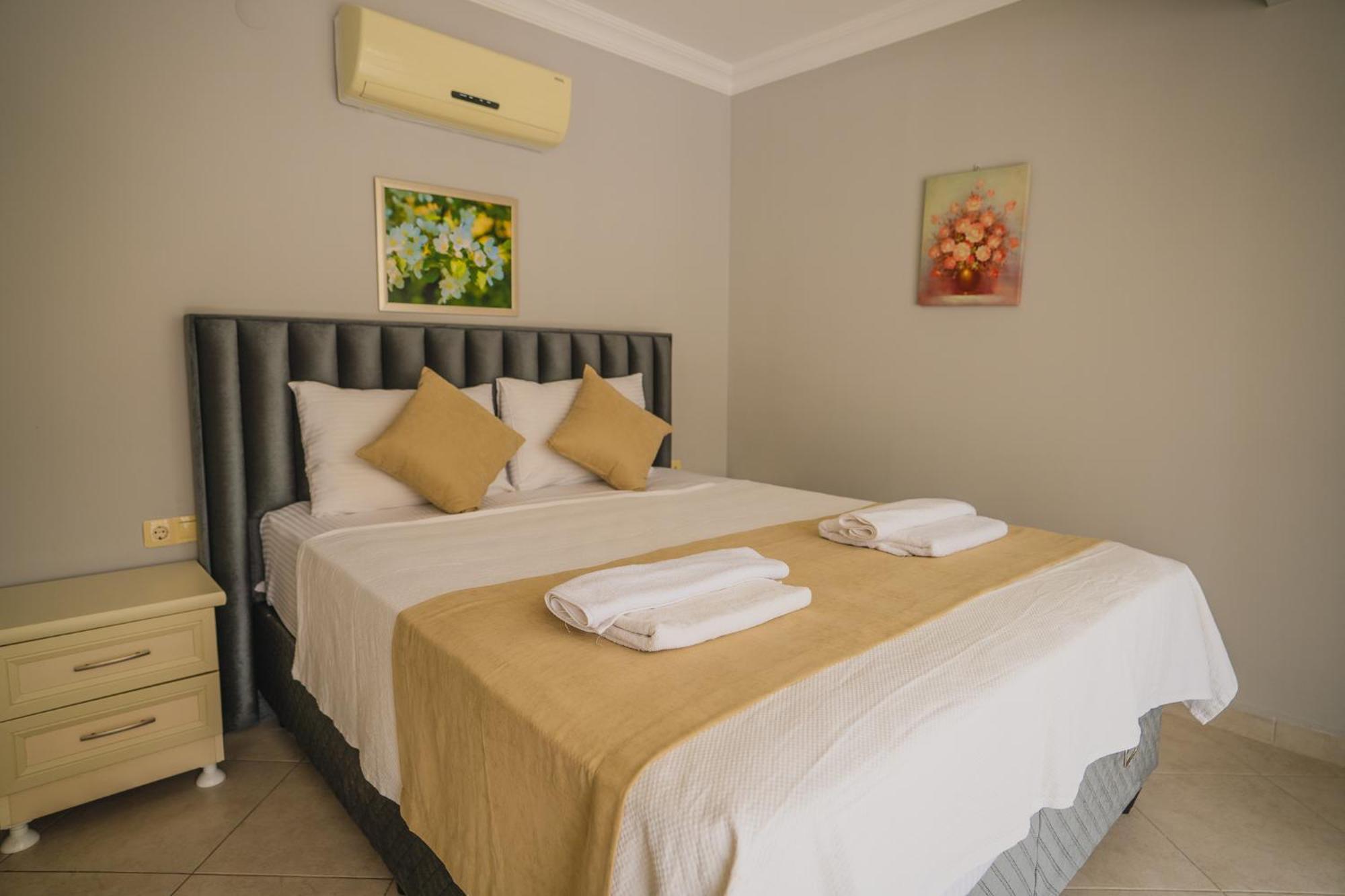Sunset Beach Club Aqua Lettings Fethiye Eksteriør billede