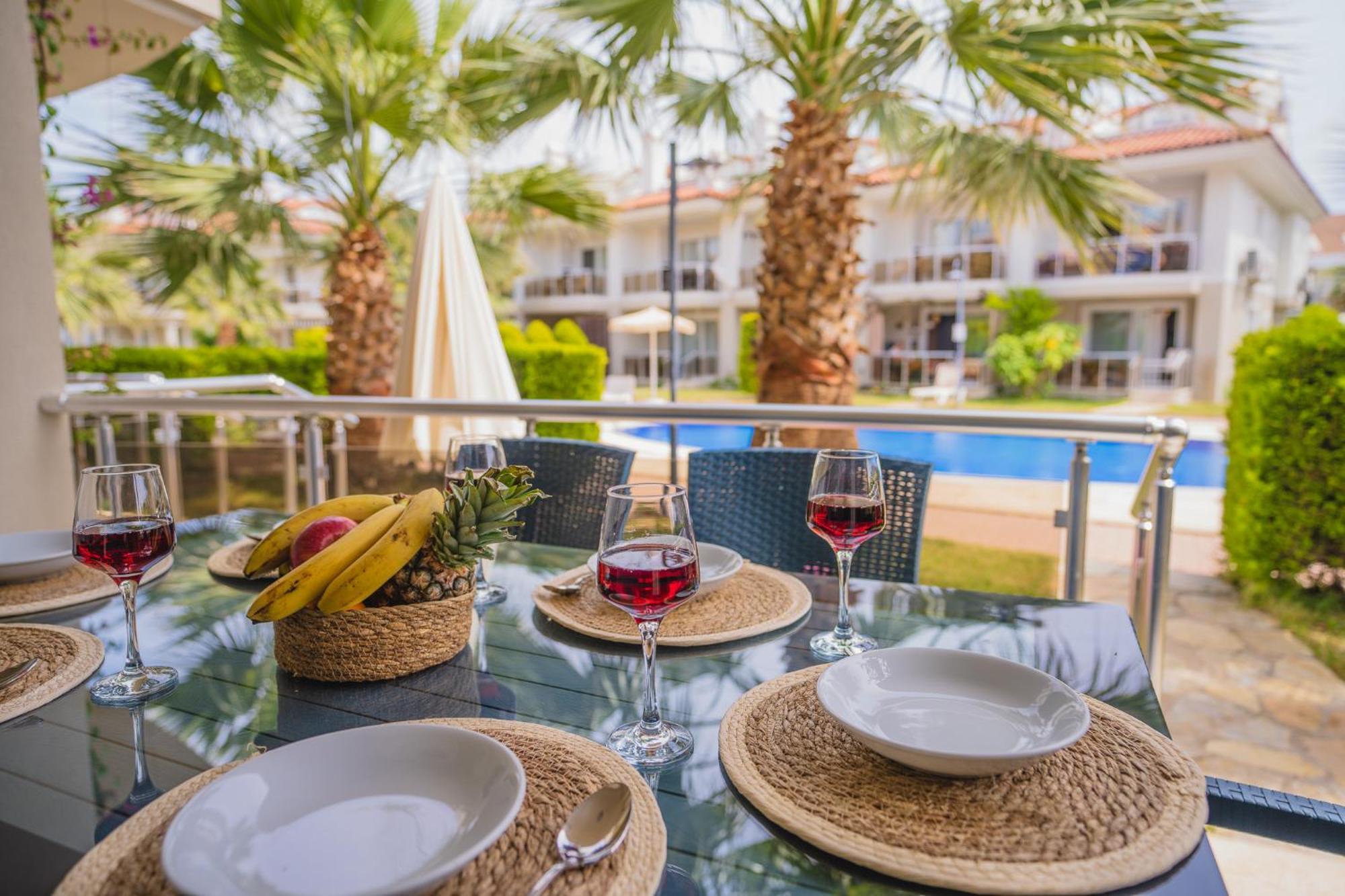 Sunset Beach Club Aqua Lettings Fethiye Eksteriør billede