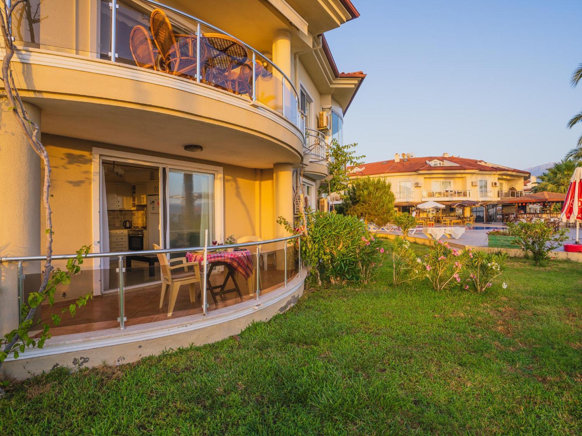 Sunset Beach Club Aqua Lettings Fethiye Eksteriør billede