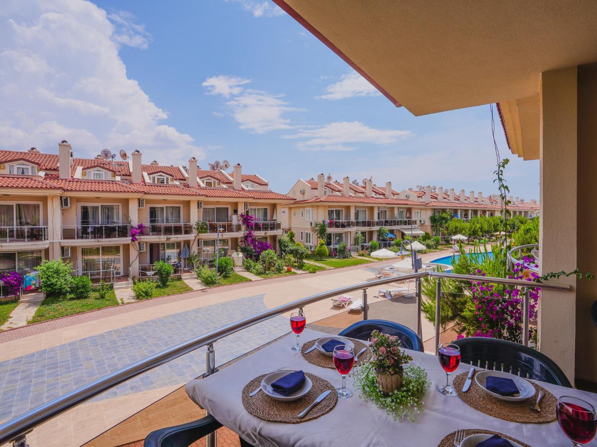Sunset Beach Club Aqua Lettings Fethiye Eksteriør billede