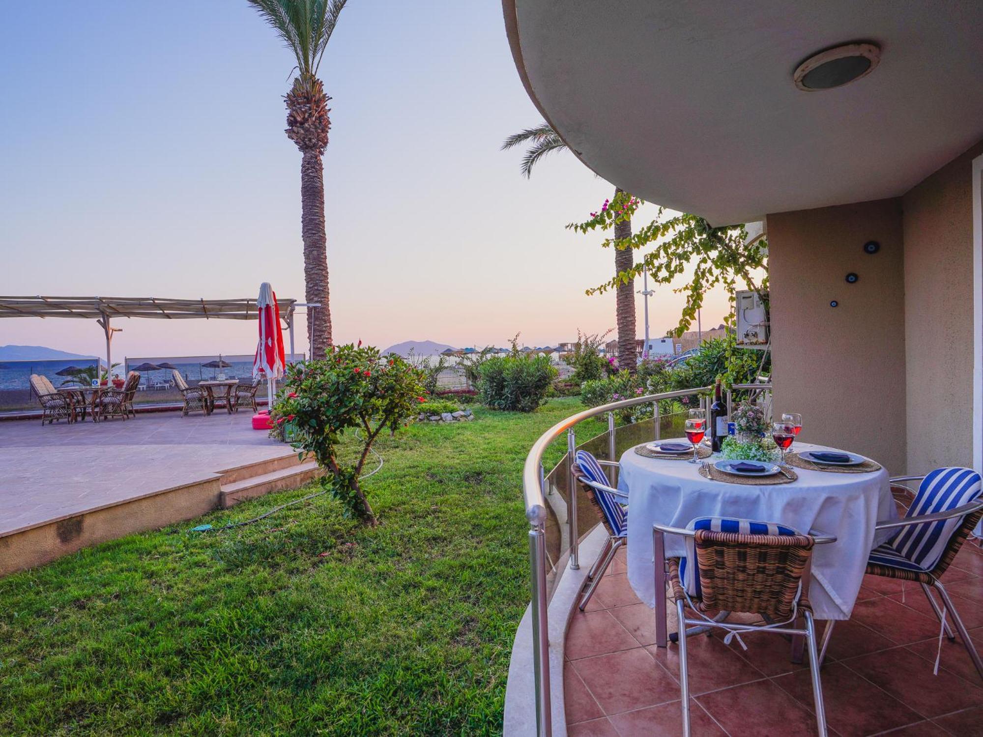 Sunset Beach Club Aqua Lettings Fethiye Eksteriør billede