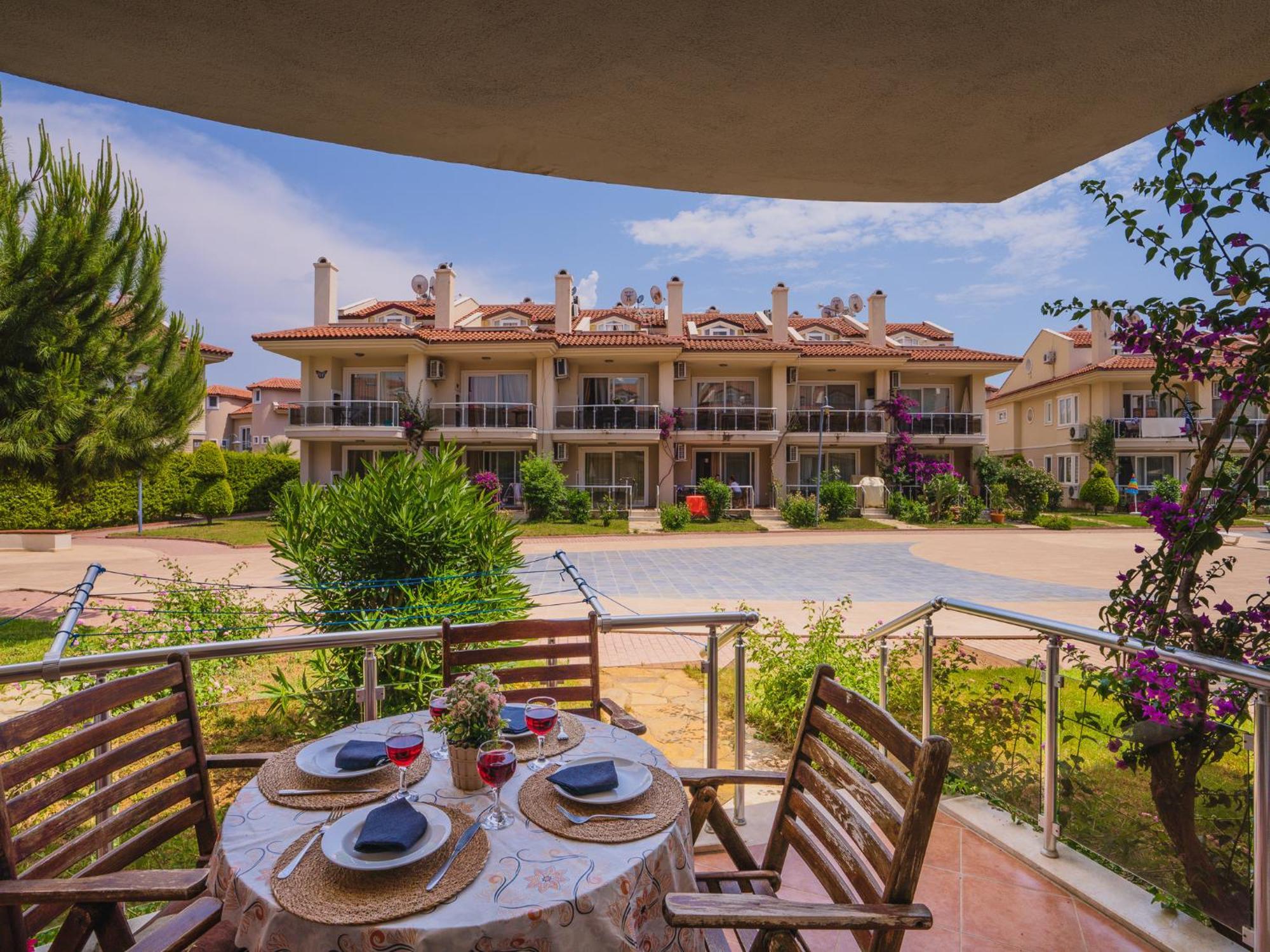 Sunset Beach Club Aqua Lettings Fethiye Eksteriør billede